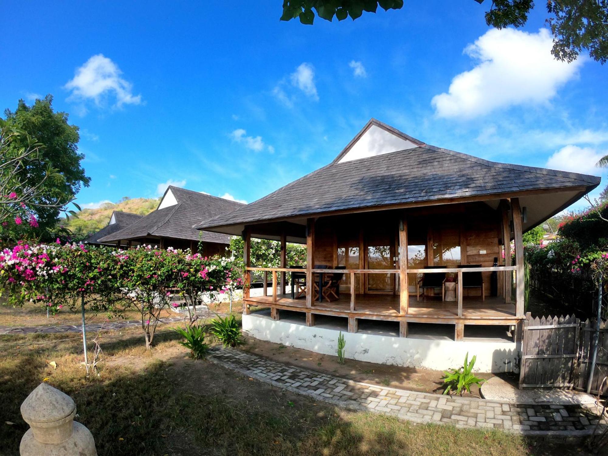 Kokomo Resort Gili Gede Exterior foto