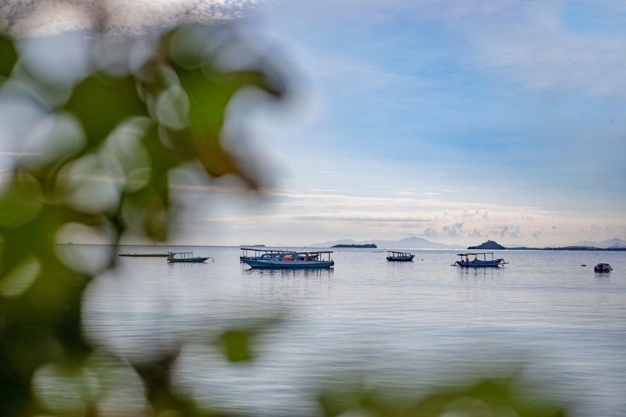 Kokomo Resort Gili Gede Exterior foto